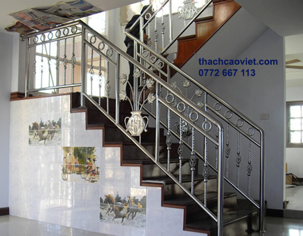 tay vịn cầu thang inox