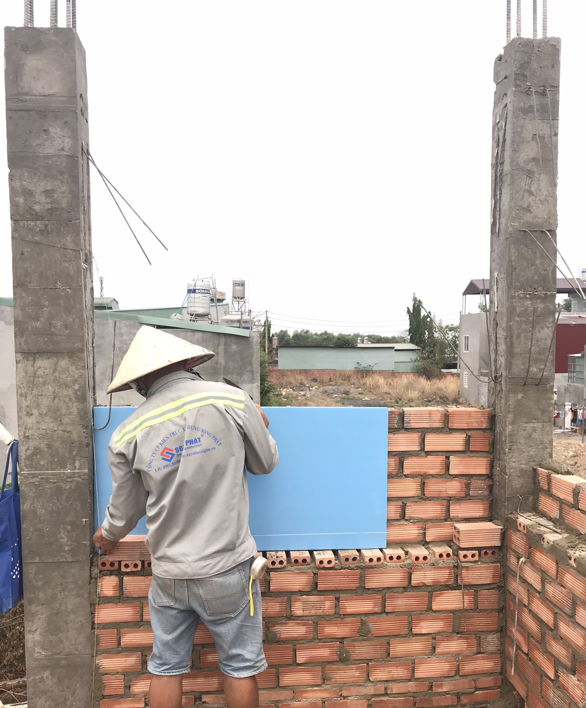 ưu nhược điểm khi xây tường 10 và tường 20 nhà phố