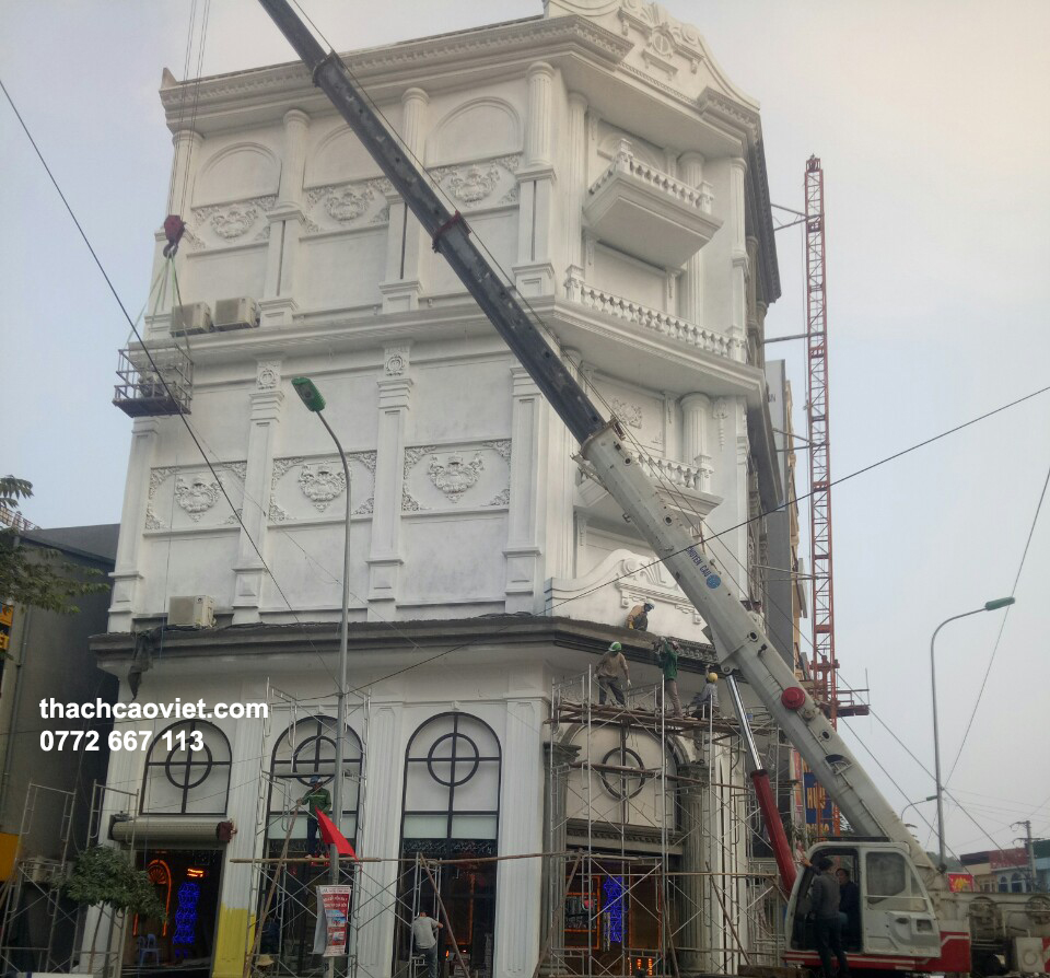 phào chỉ xi măng đúc sẵn